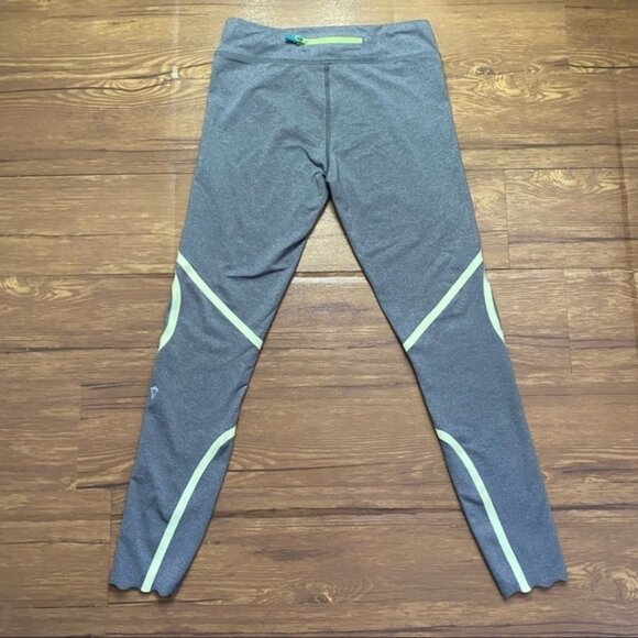 Lululemon Iviva leggings Girl Sz 14 ( Women Sz 2) - Picture 2 of 10